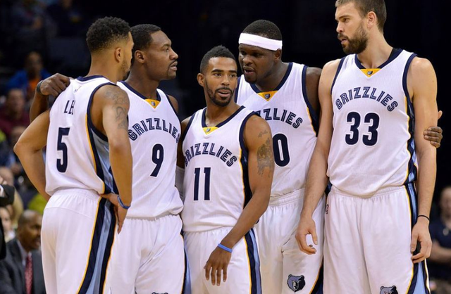 在关键周叠 在关键周叠